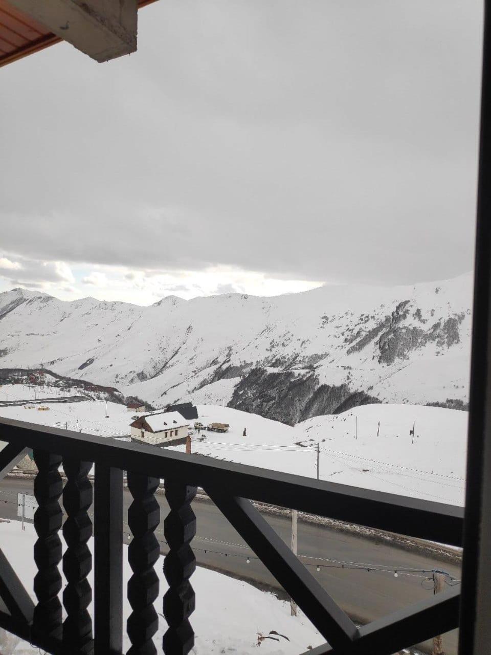 Apartament Mountain Dream House Gudauri Zewnętrze zdjęcie